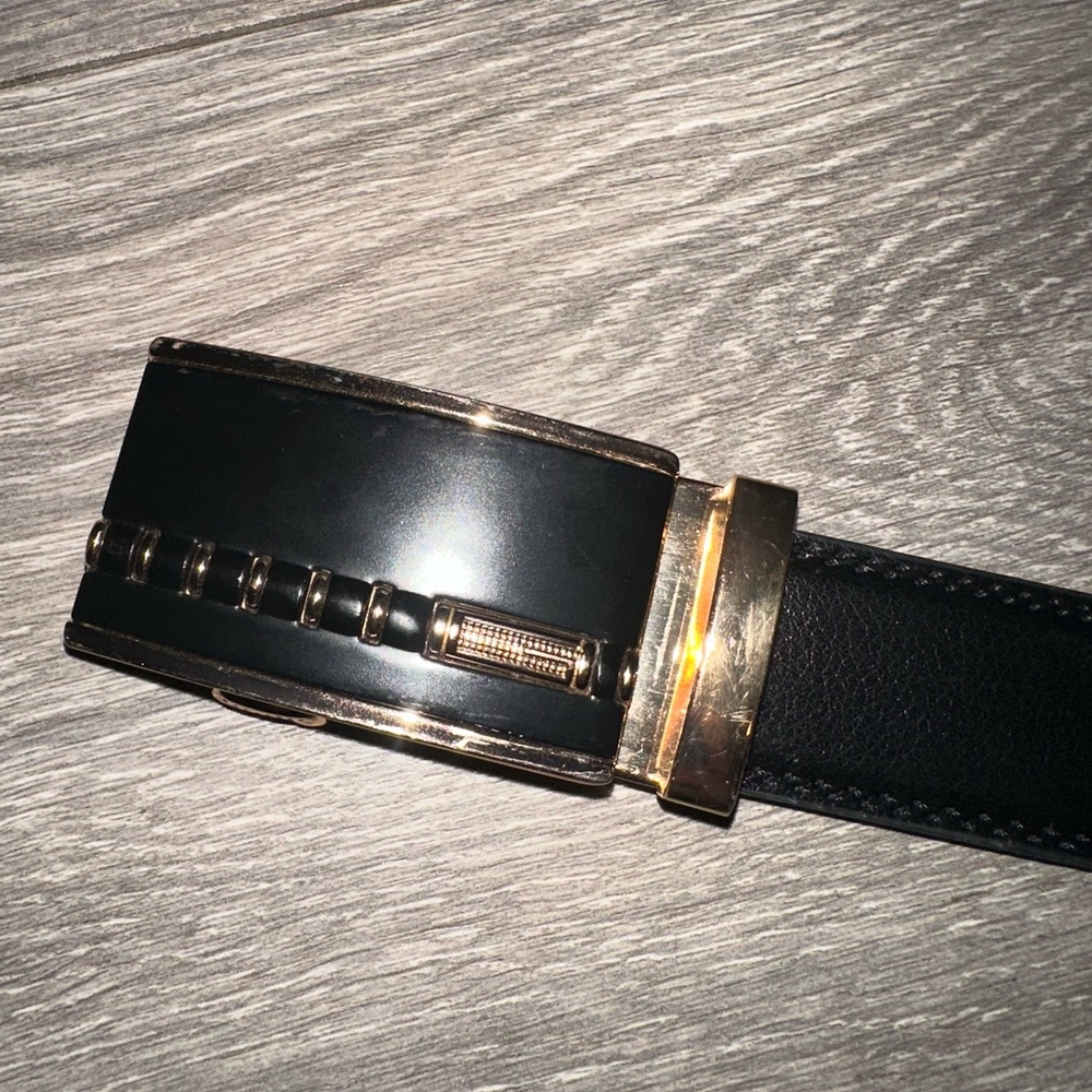 Elegant Black and Gold Men's Belt
